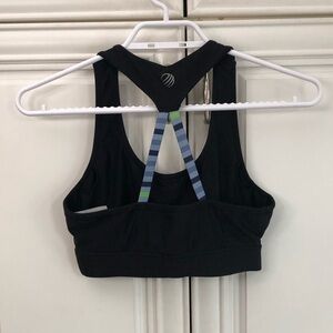 Mondetta MPG womenβs sports bra